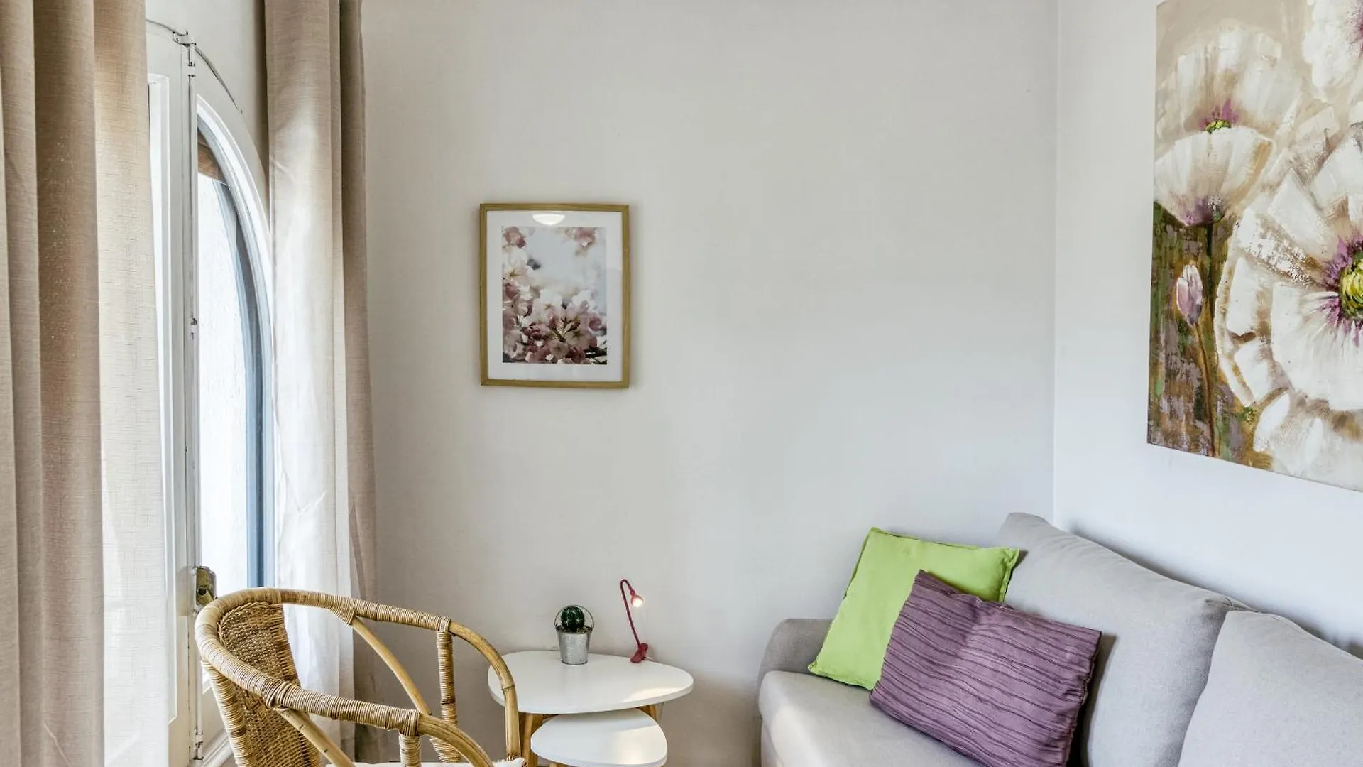 Art- Apartamentos Revilla Tacke G Empuriabrava